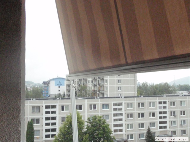 markiza-union-s-na-balkon-1
